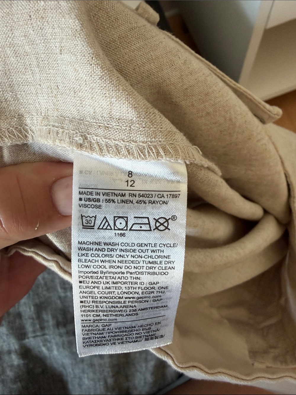 Gap 365 high rise linen blend trousers. Size 8. Color is flax linen tan - Picture 8 of 11